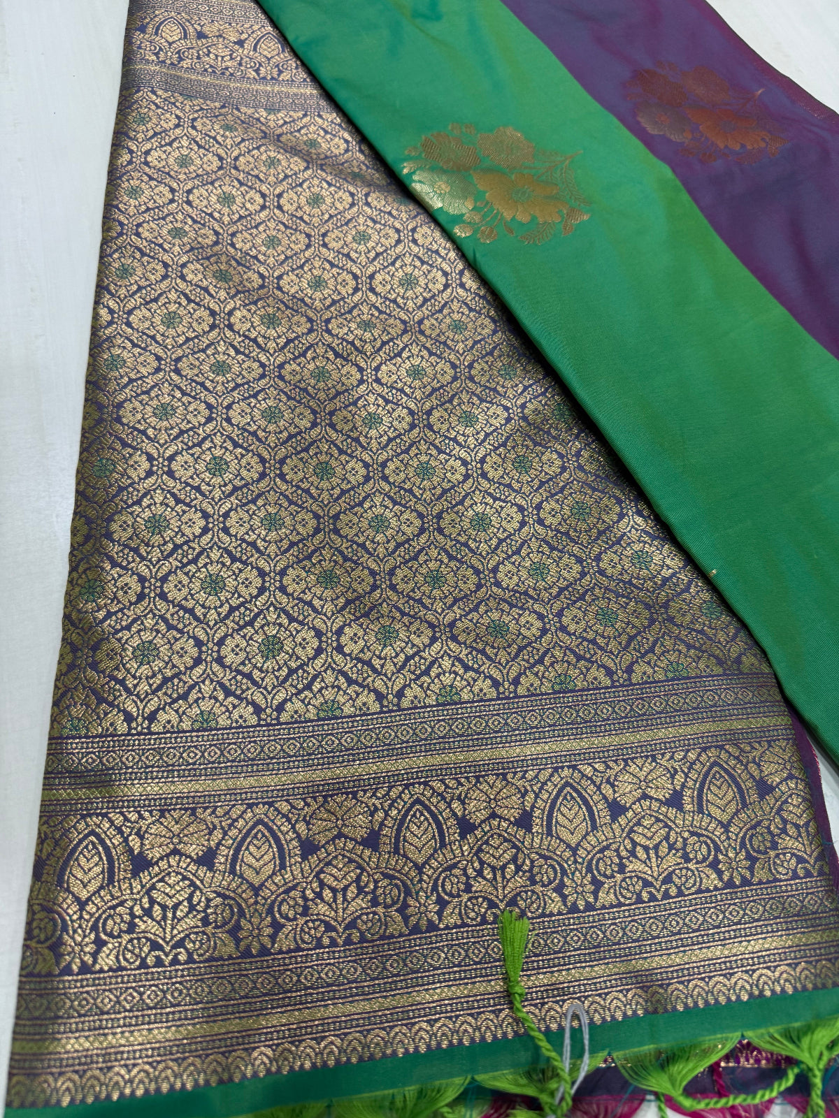 Dual-Tone Banarasi Soft Silk Saree - D00034