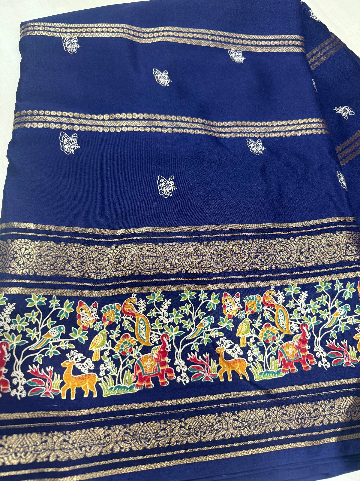 Exquisite Nature-Inspired Soft Silk Saree with Wildlife Border & Butterfly Buttas