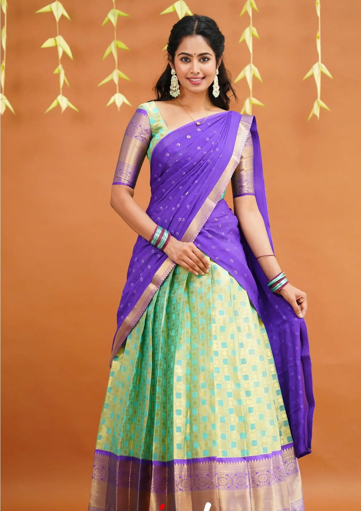 Izhaiyini Organza Half Saree