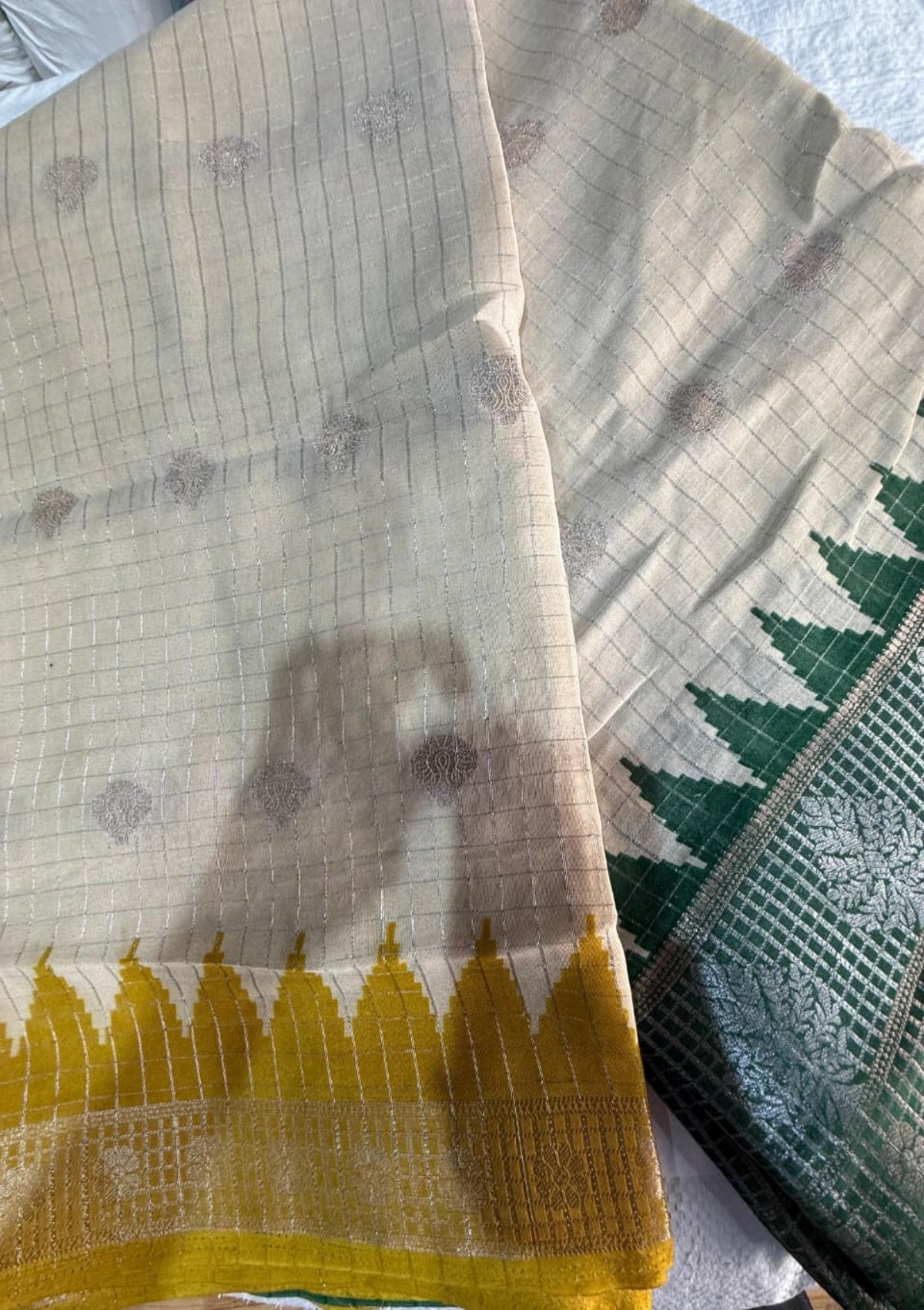 Beige Gold Checkered Saree with Contrast Temple Borders & Woven Zari Accents - D00037