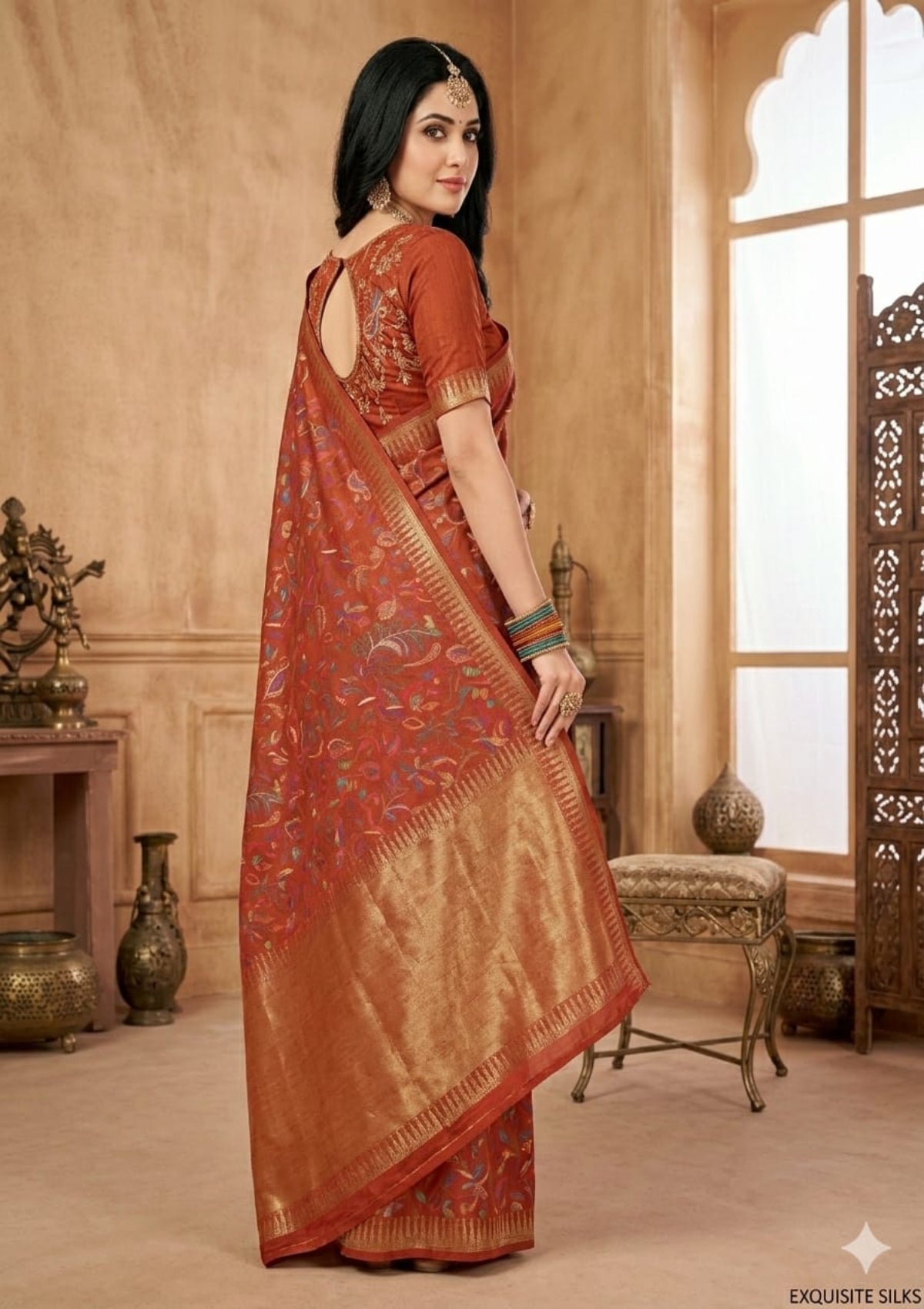 Rust Red Floral & Paisley Printed Saree - D00042