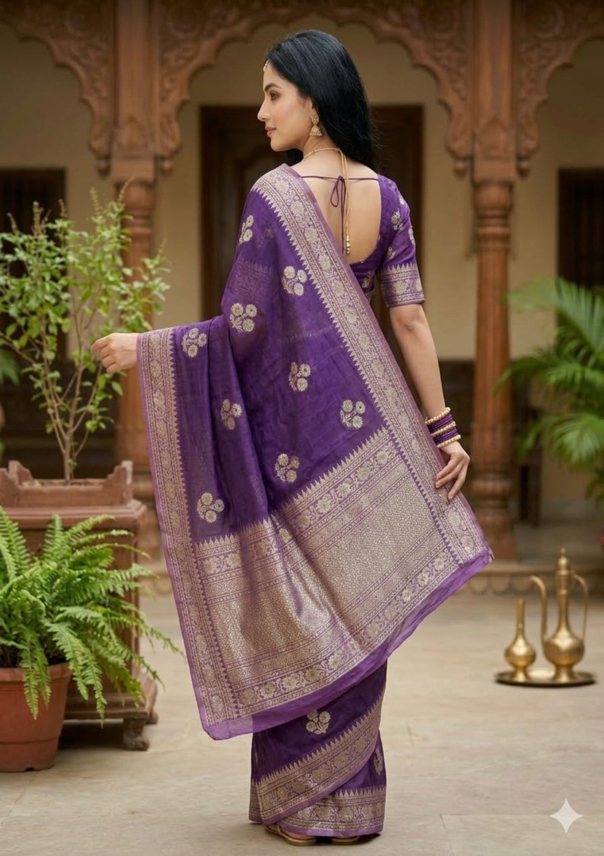 Antique Gold Zari Weaving and Designer Border - D00026